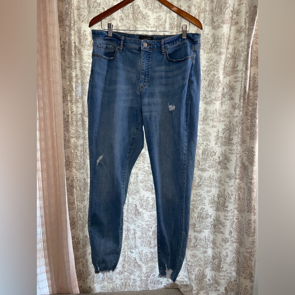 Banana Republic Blue Skinny curvy distressed denim